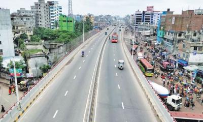 প্রয়োজনের তুলনায় রাজধানীতে রাস্তা কম