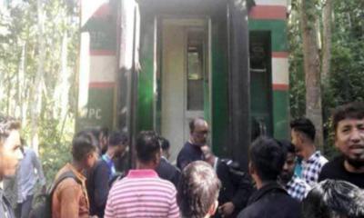 চট্টগ্রামগামী পাহাড়িকা ট্রেনের বগি খুলে লাউয়াছড়ায় আটকা