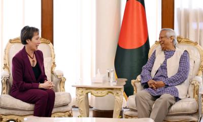 গুরুত্বপূর্ণ প্রকল্প ও সংস্কারে যুক্তরাষ্ট্রের অব্যাহত সহায়তা কামনা প্রধান উপদেষ্টার