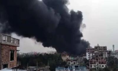 গাজীপুরে অ্যালুমিনিয়াম কারখানায় আগুন, নিয়ন্ত্রণে ৬ ইউনিট
