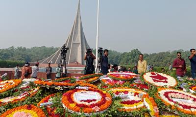 শ্রদ্ধা-ভালোবাসায় বীর সন্তানদের স্মরণ