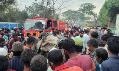 পাবনায় বাস-সিএনজি সংঘর্ষ, শিশুসহ নিহত ৫