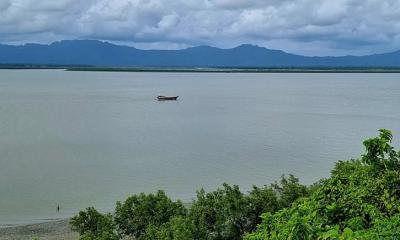 মিয়ানমার সীমান্তে মাইন বিস্ফোরণ, উড়ে গেল বাংলাদেশি জেলের পা