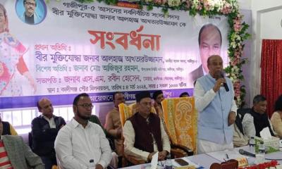 এমপি আখতারউজ্জামানকে কালীগঞ্জ পৌরসভার সংবর্ধনা