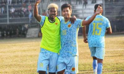 জয়ের ধারায় আবাহনী ও পুলিশ, ব্রাদার্সের ড্র