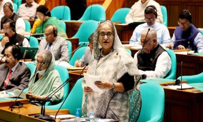 লাইসেন্স ছাড়া গাড়ি চালানো আত্মঘাতী: প্রধানমন্ত্রী