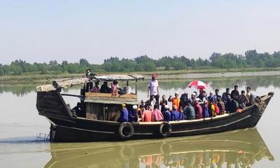 নিষেধাজ্ঞা থাকায় সুন্দরবন ভ্রমণ থেকে বঞ্চিত পর্যটকরা