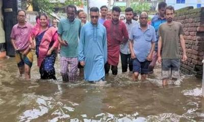 জলাবদ্ধতা পরিদর্শনে মসিক মেয়র-টিটু