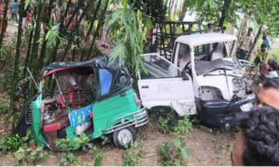 উল্লাপাড়ায় মহাসড়কে স্কুটার-পিকআপ সংঘর্ষে ২ জন নিহত