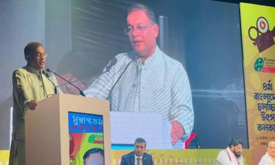 কাঁটাতার পারেনি ছিঁড়তে নাড়ির বন্ধন: তথ্যমন্ত্রী