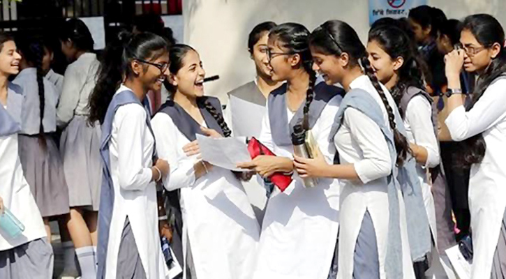 মাসিক ২৭ ছাত্রীর আত্মহত্যার কারণ কী?