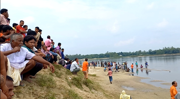 দীর্ঘ হচ্ছে লাশের সারি,  ৪৯ মরদেহ উদ্ধার