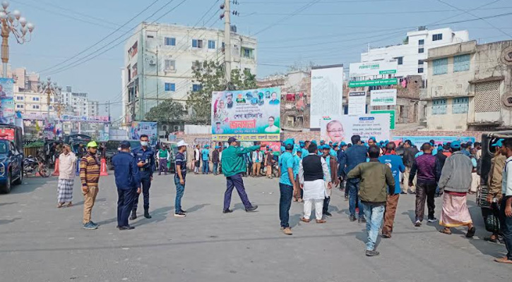 কড়া নিরাপত্তা আর তল্লাশীর মধ্য দিয়ে সরব হচ্ছে প্রধানমন্ত্রীর সভাস্থল