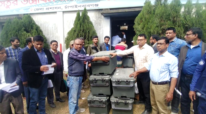 বুধবার চাঁপাইনবাবগঞ্জের ২টি আসনে উপ-নির্বাচন, প্রস্তুত প্রশাসন