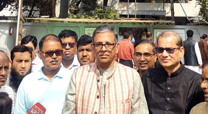 বিএনপি দেউলিয়া হয়ে গিয়েছে: বাহাউদ্দিন নাছিম