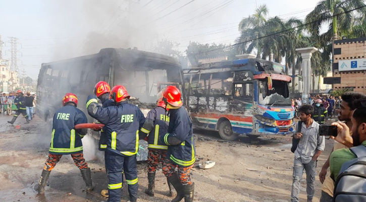 সাভারের মোটরসাইকেল আরোহী নিহত, দুই বাসে অগ্নিসংযোগ