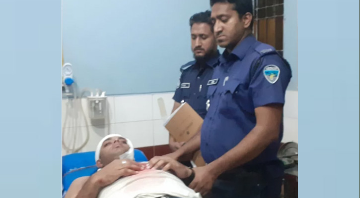 চায়ের কাপ দিয়ে পুলিশের মাথা ফাটিয়ে পালালো আসামি