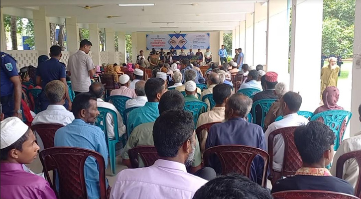 পঞ্চগড় জেলা পুলিশের বিনা মুল্যে চক্ষু সেবা প্রদান