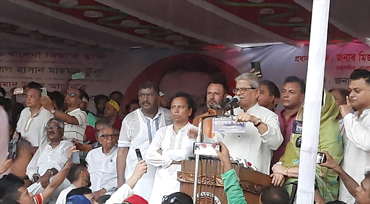 ‘ভোটে না, বন্দুকের জোরে ক্ষমতায় টিকে আছে সরকার’