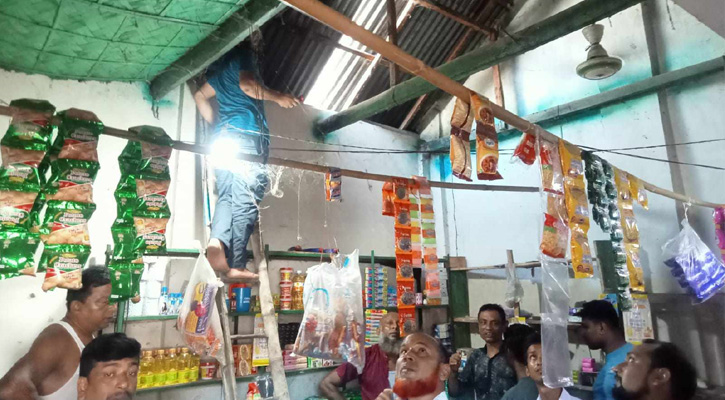 শ্রীপুরে দুই মুদি দোকানে চুরি