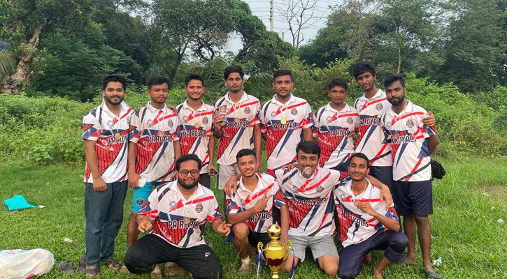 জাবিতে লোকপ্রশাসন ফুটবল লীগে চ্যাম্পিয়ন পিএ রয়্যালস