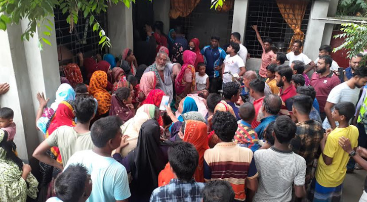 মেয়েকে অনৈতিক প্রস্তাব, বাবাকে গলা কেটে হত্যা!