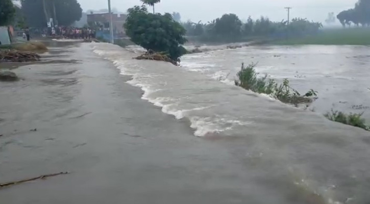 আত্রাইয়ে বিপদসীমার উপরে পানি