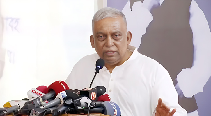 আইনি প্রক্রিয়া মেনেই খালেদা জিয়া বিদেশে চিকিৎসা নিতে পারবেন: স্বরাষ্ট্রমন্ত্রী