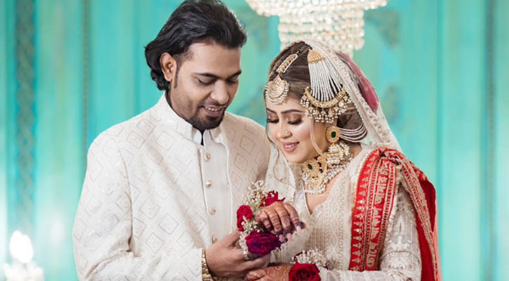 দ্বিতীয় বিয়ে নিয়ে মুখ খুললেন আরফিন রুমি