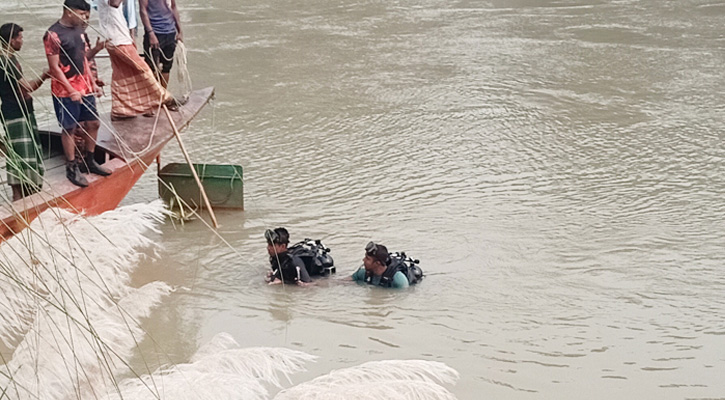 ‘ওদের জন্যই আমার মেয়ে তিন সন্তান নিয়ে নদীতে ঝাঁপ দিয়েছে’