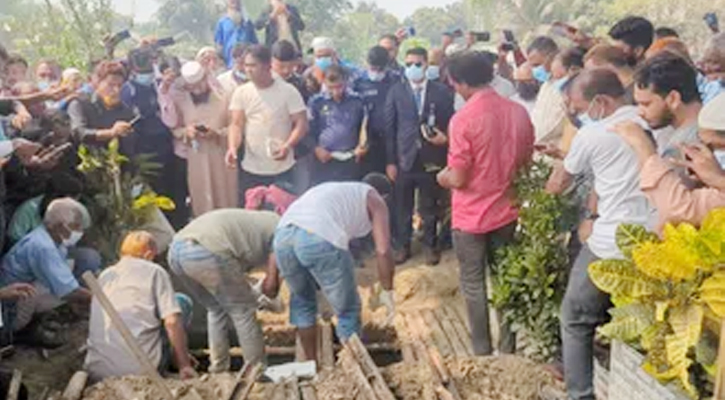 মুন্সীগঞ্জে আওয়ামী লীগ নেতার লাশ আদালতের নির্দেশে ৫ মাস ১৮ দিন পর কবর থেকে উঠানো হলো