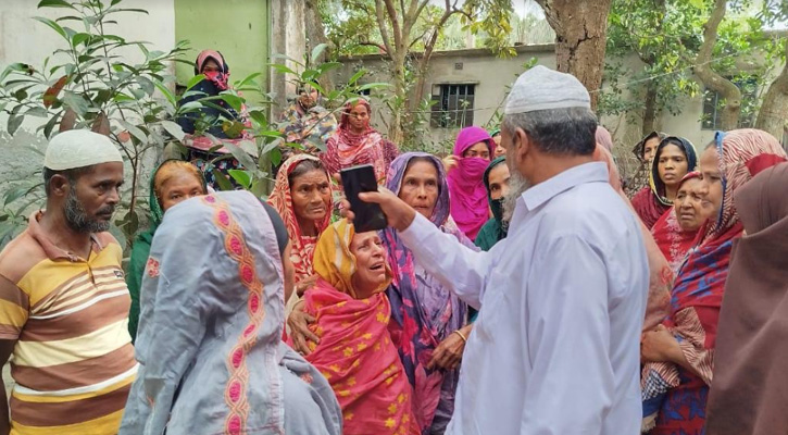 তিতাসে সিগারেট বাকি না দেয়ায় ক্রেতার হাতে দোকানি খুন