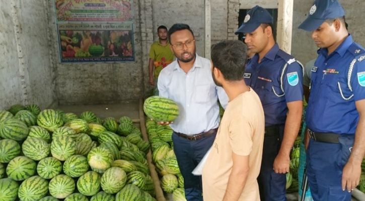 ফরিদপুরে তরমুজের আড়তে ভোক্তা অধিদপ্তরের অভিযান, জরিমানা