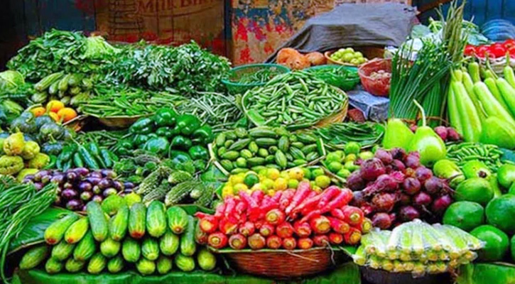 সরবরাহ বেড়েছে শীতের সবজির,  দাম চড়া