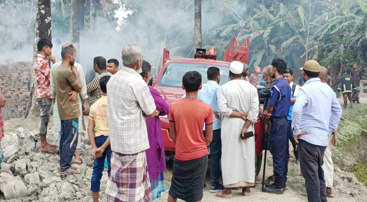 শরণখোলায় ৩টি ইট ভাটায় মোবাইল কোর্টের অভিযান