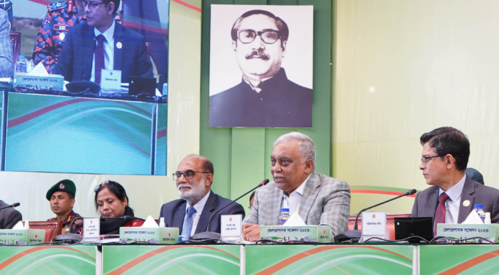 নির্বাচনে ডিসিদের ভূমিকা পালন করতে স্বরাষ্ট্রমন্ত্রীর নির্দেশ