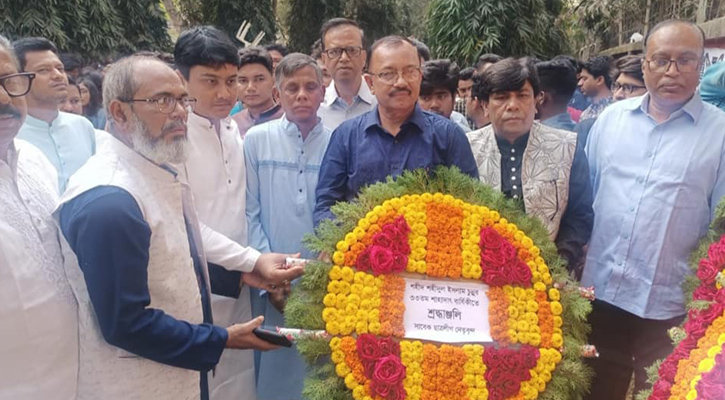 ঢাবির জহুরুল হক হলে ‘চুন্নু স্মৃতি স্মারক’কে শ্রদ্ধা নিবেদন