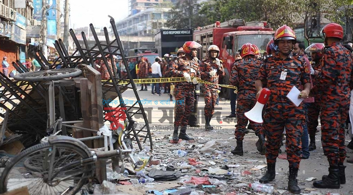 বাড়ছে লাশের সারি, নিহত বেড়ে ১৯