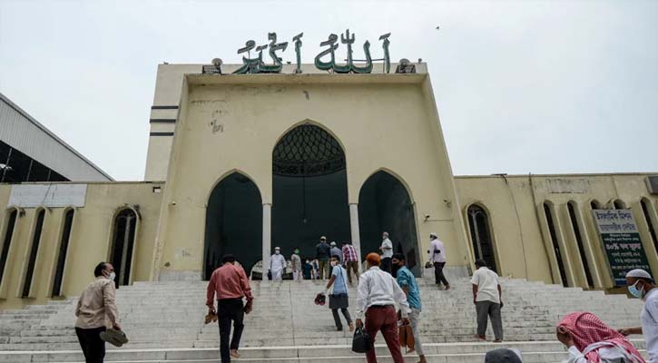 আজ পবিত্র জুমাতুল বিদা