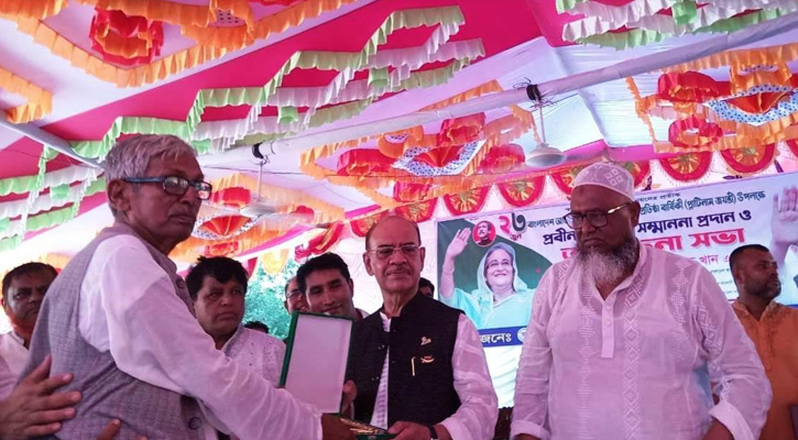 আগামী প্রজন্মের জন্য কাজ করছে সরকার -ফারুক খান