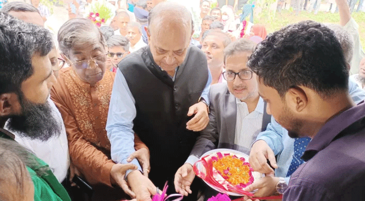 জরুরি সেবা উন্নয়নে কাজ করছে সরকার: স্বাস্থ্যমন্ত্রী