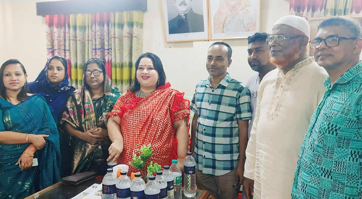 শেরপুরে সাবেক এমপি শ্যামলীর সাংবাদিকদের সাথে শুভেচ্ছা বিনিময়
