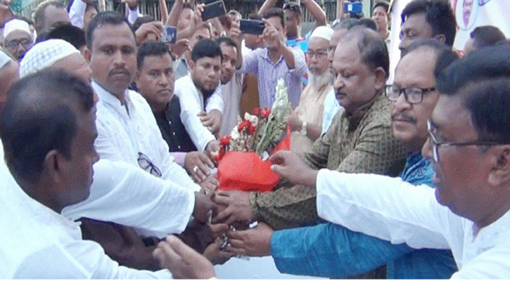 জাতীয় পার্টিতে যোগদিলেন  বিএনপির পাঁচ শতাধিক নেতাকর্মী