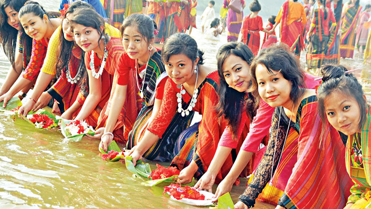 খাগড়াছড়িতে চলছে ১৫ দিনব্যাপী বৈসাবি মেলা