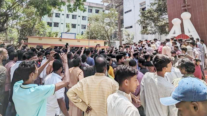 মিরসরাইয়ে বিএনপির দু’পক্ষের সংঘর্ষে যুবক নিহত, আহত ১৩