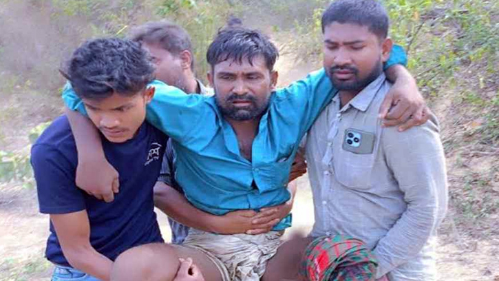 ফের সীমান্তে মাইন বিস্ফোরণে যুবকের পা বিচ্ছিন্ন