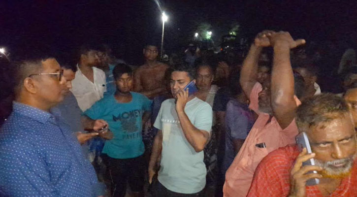 রাজবাড়ীতে স্তুপ ভেঙে বালু চাপায় ৩ জনের মৃত্যু