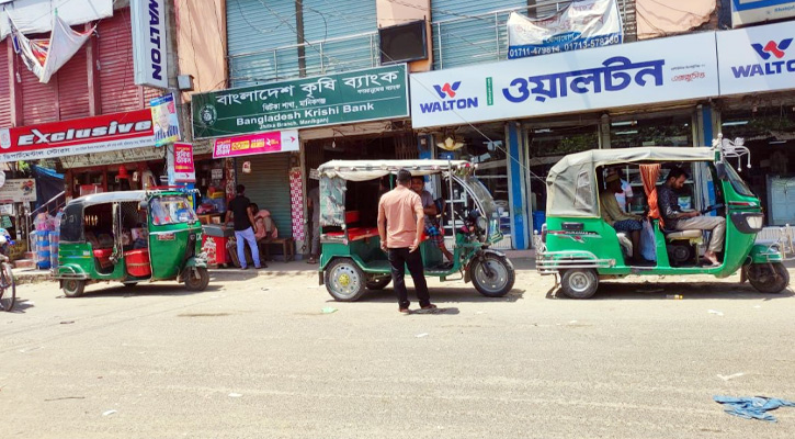 ঝিটকা-মানিকগঞ্জ-হেমায়েতপুর: ঈদের ১০ দিন পরেও অতিরিক্ত ভাড়া আদায়