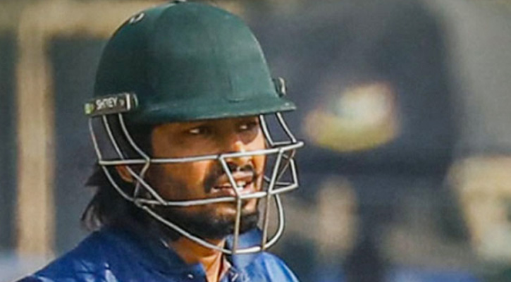 ম্যাচ হারের পর জরিমানা গুনতে হলো বিজয়কে
