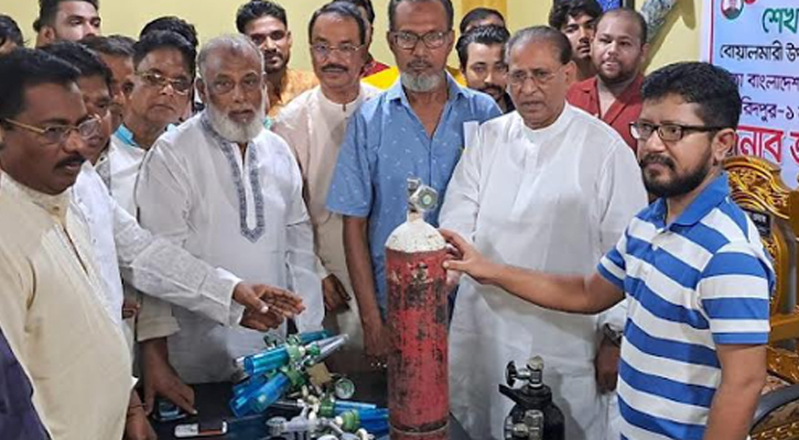বোয়ালমারীতে ডেঙ্গু রোগীদের চিকিৎসা সামগ্রী দিলেন- আব্দুর রহমান